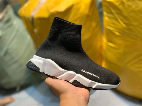 balenciaga speed trainer replica italia
